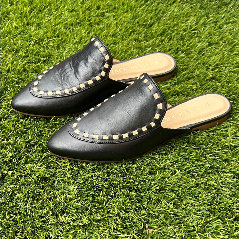 NIB Jack Rogers Black Leather Mules with cream Accents NIB size 35
